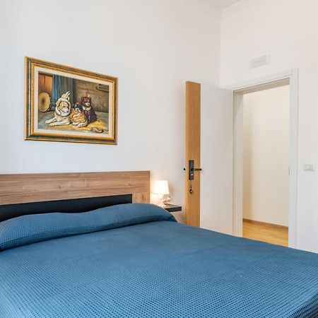 Catania Central Guest House - Rooms With Balcony ภายนอก รูปภาพ