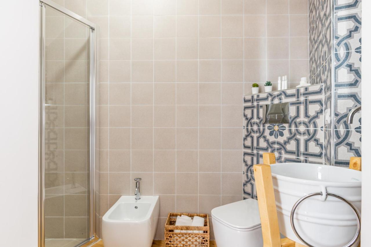 Catania Central Guest House - Rooms With Balcony ภายนอก รูปภาพ