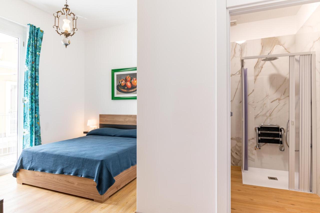 Catania Central Guest House - Rooms With Balcony ภายนอก รูปภาพ