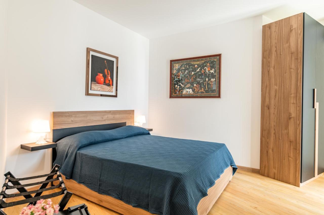 Catania Central Guest House - Rooms With Balcony ภายนอก รูปภาพ