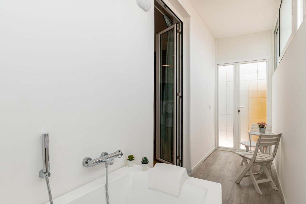 Catania Central Guest House - Rooms With Balcony ภายนอก รูปภาพ